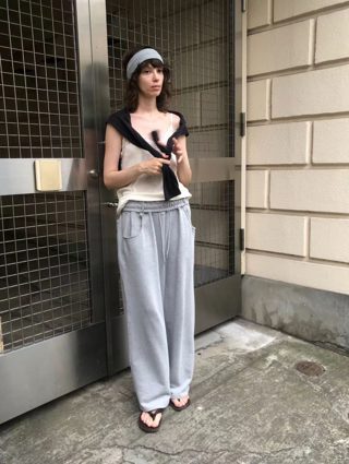 米色