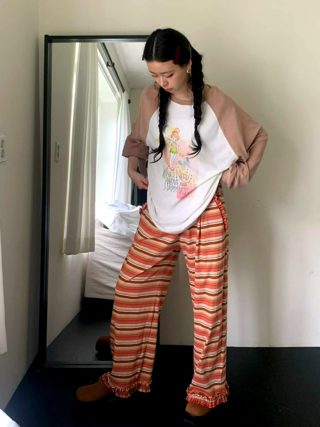 白色
