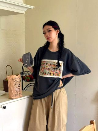 灰色