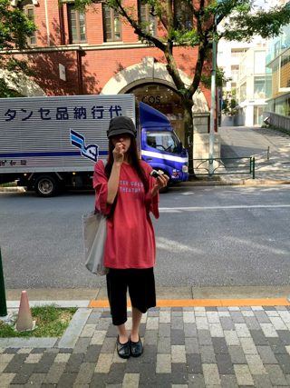 红色