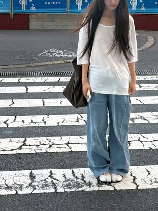 蓝色
