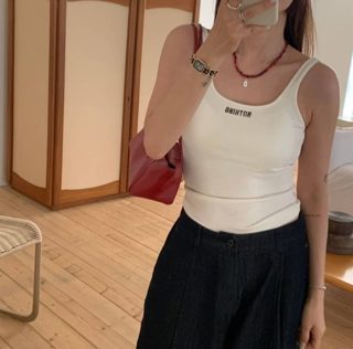 白色