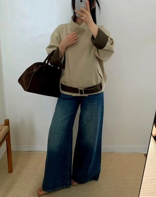 蓝色