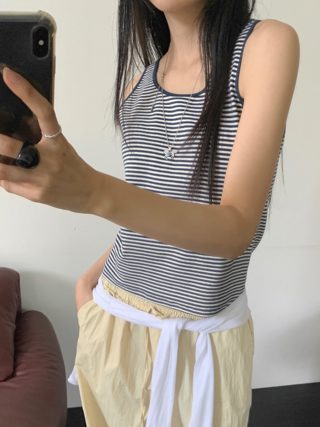 蓝色