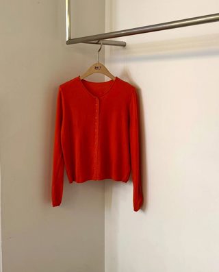 红色