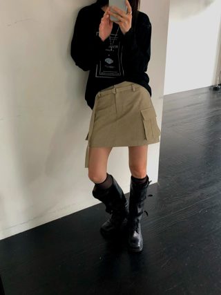 卡其色
