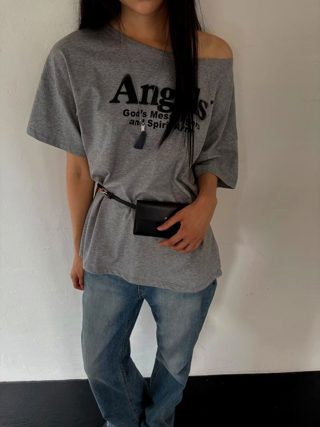 灰色