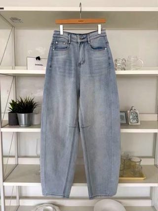 浅蓝色