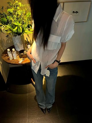 白色