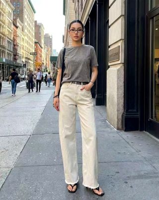 白色
