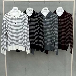 深蓝色
