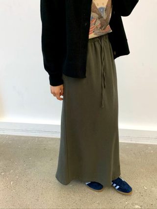 军绿色