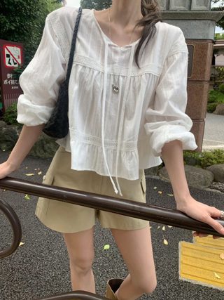 白色