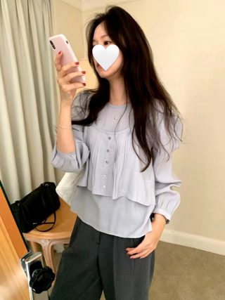 灰色
