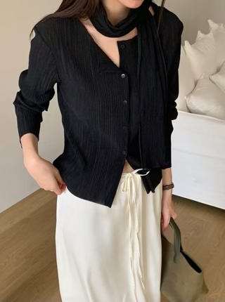 黑色