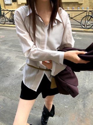 白色