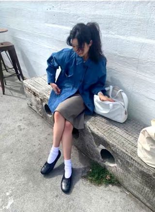 蓝色