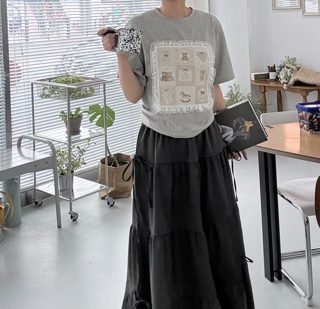 灰色
