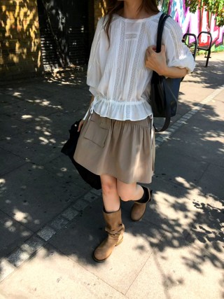 米色