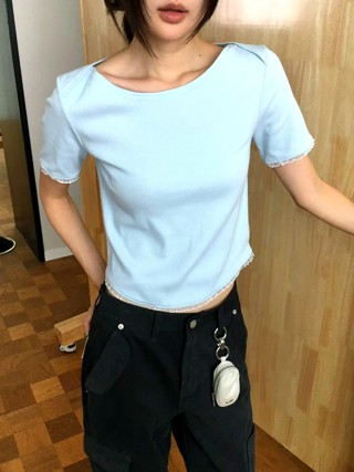 灰色