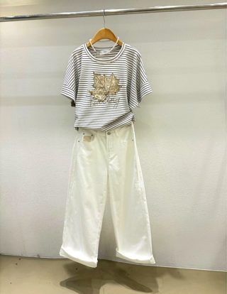 白色