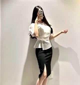 白色