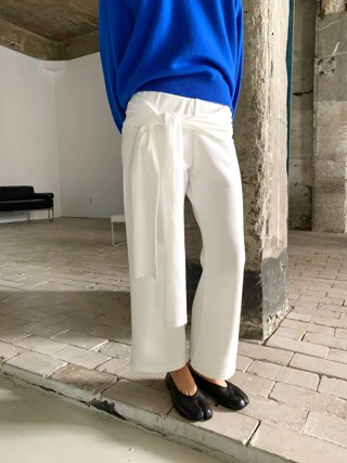 白色