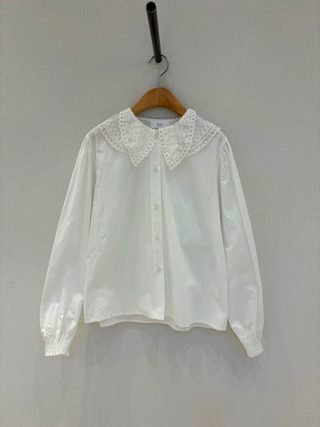 白色