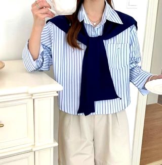 蓝色