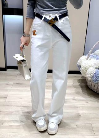 白色