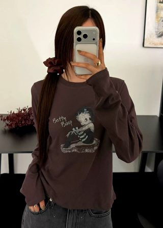 深棕色