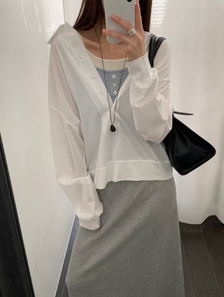 灰色