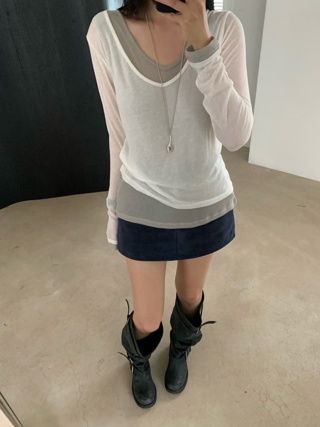 黑色