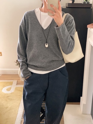 藏青色