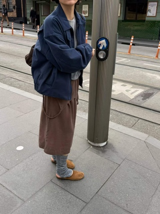 藏青色