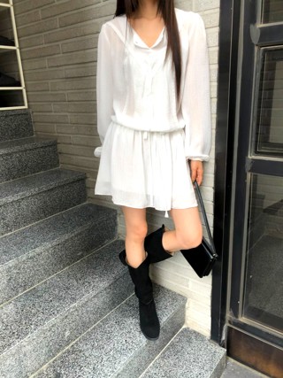 白色