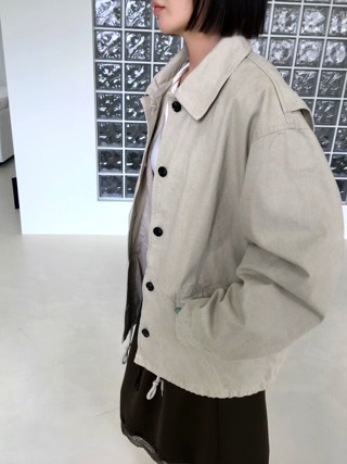 米色