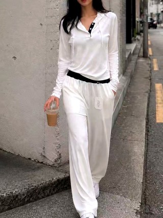白色