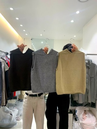 卡其色