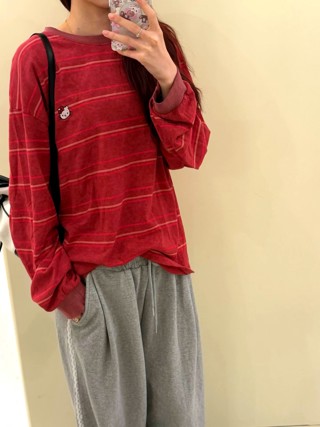 红色