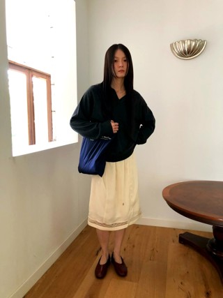 蓝色