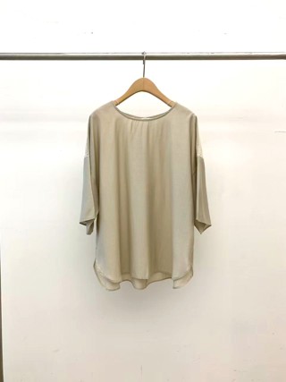 米色