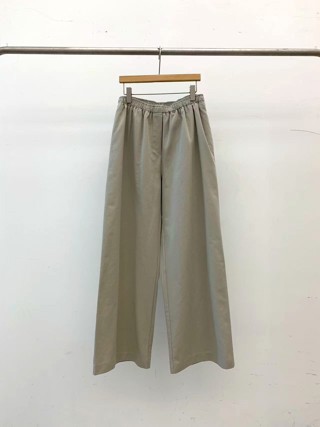 米色