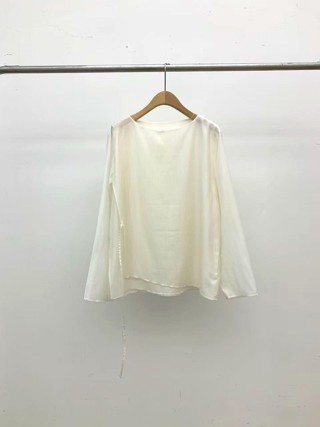 白色