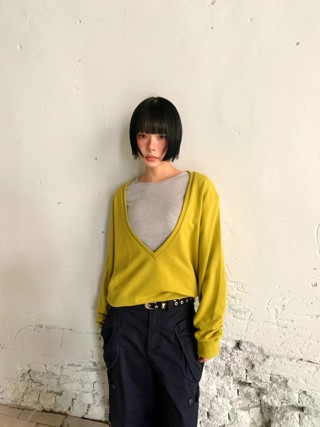 黄色