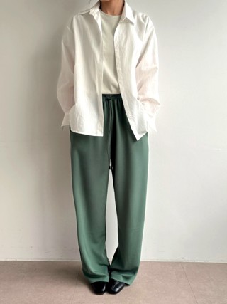 白色
