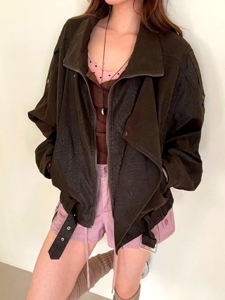 深棕色