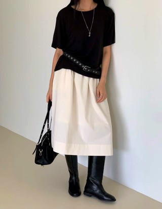 白色
