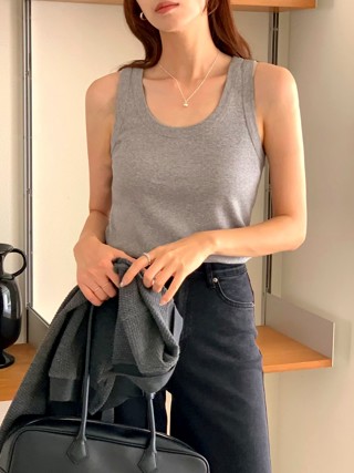 灰色