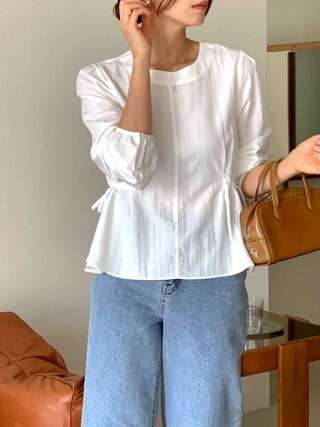 白色